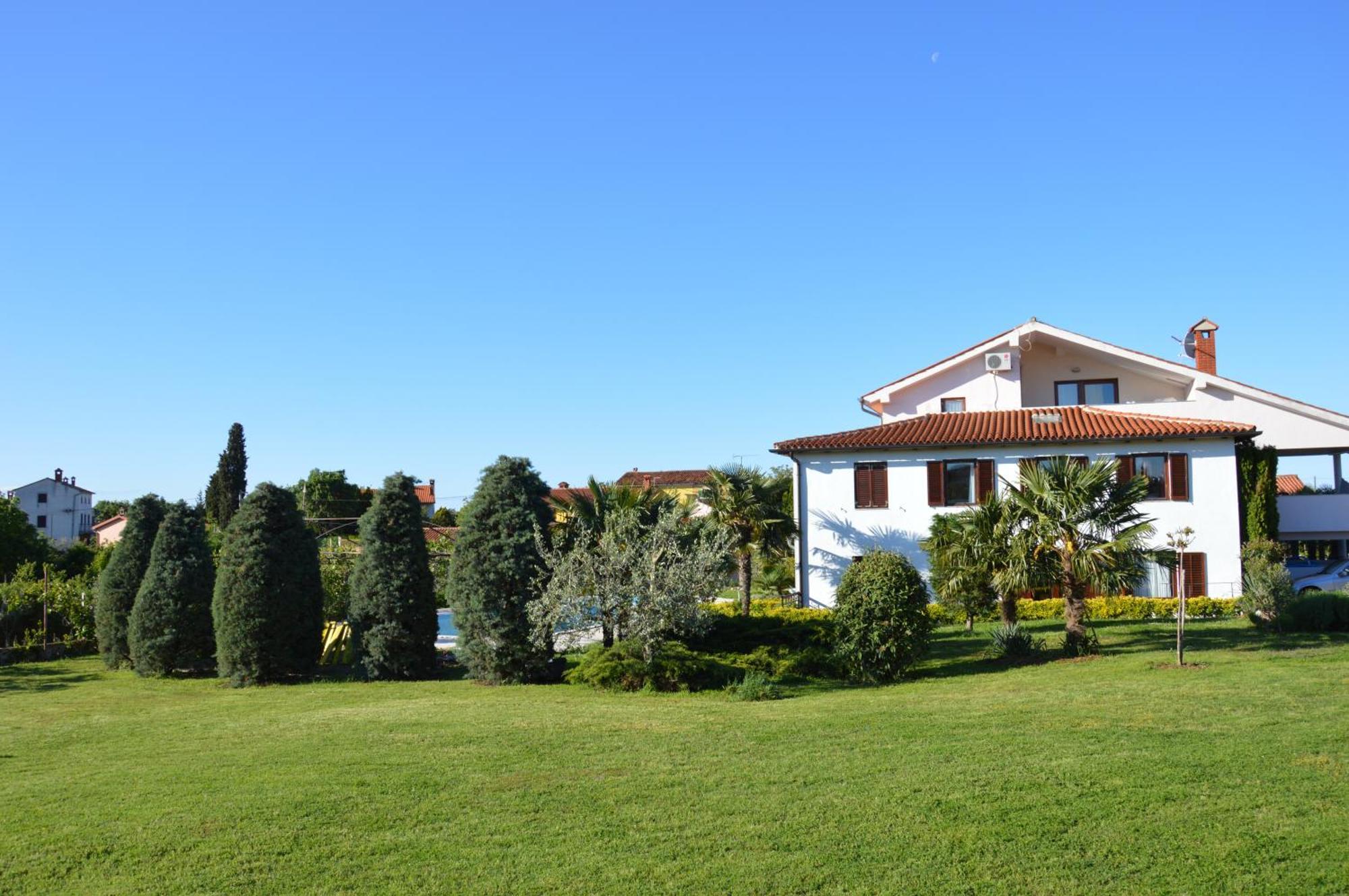 Apartments Aurelia Nova Vas  Exterior photo