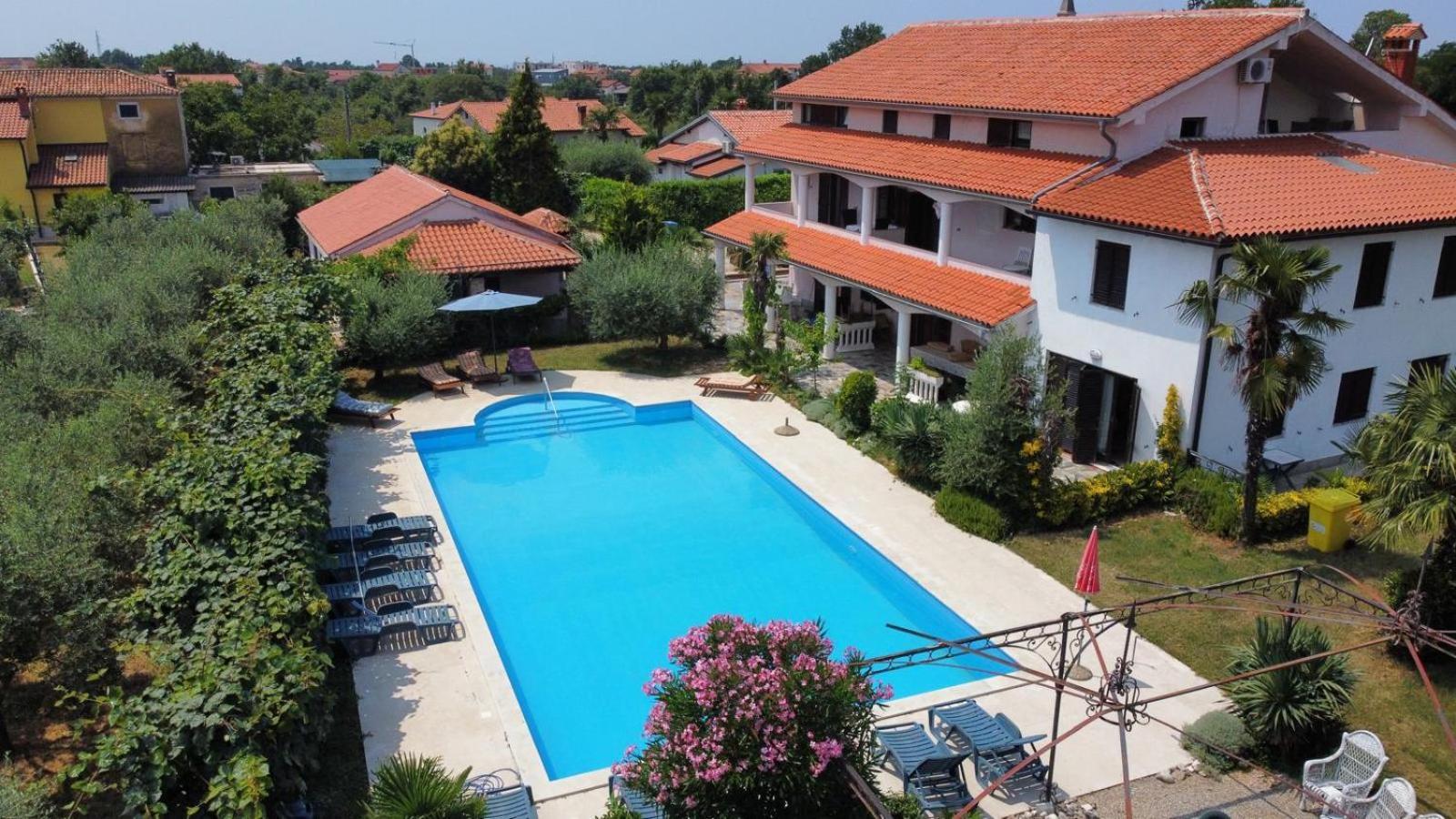 Apartments Aurelia Nova Vas  Exterior photo
