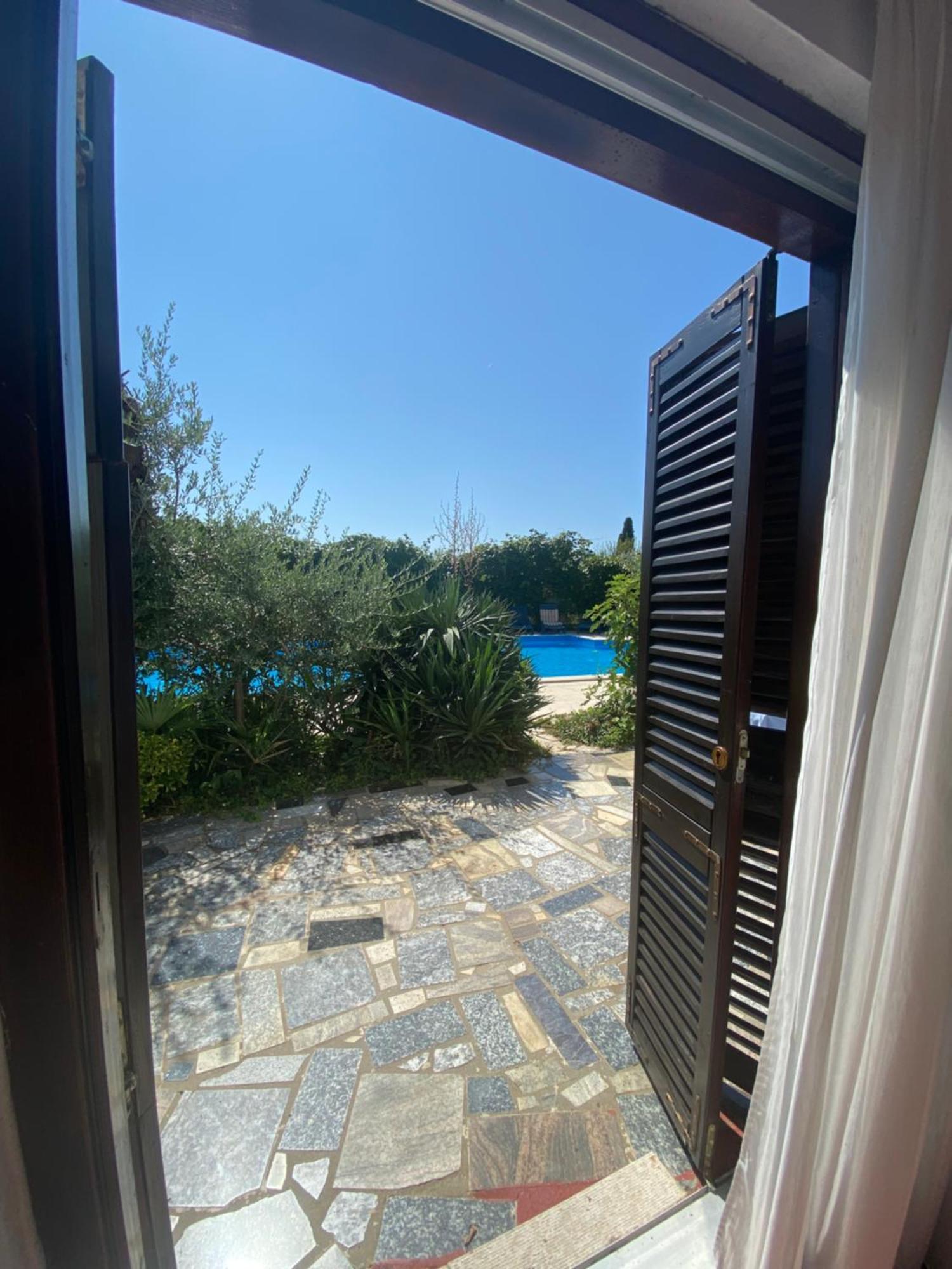 Apartments Aurelia Nova Vas  Exterior photo